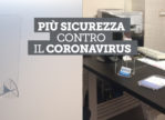 Schermo di protezione anti-contagio coronavirus in plexiglass per negozi e aziende
